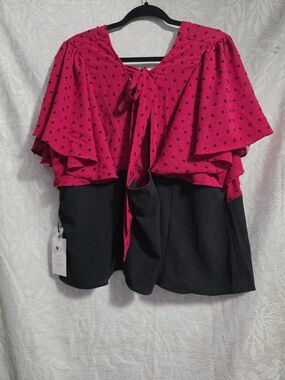 Unique Vintage Red & Black Ruffle Tie-Front Blouse